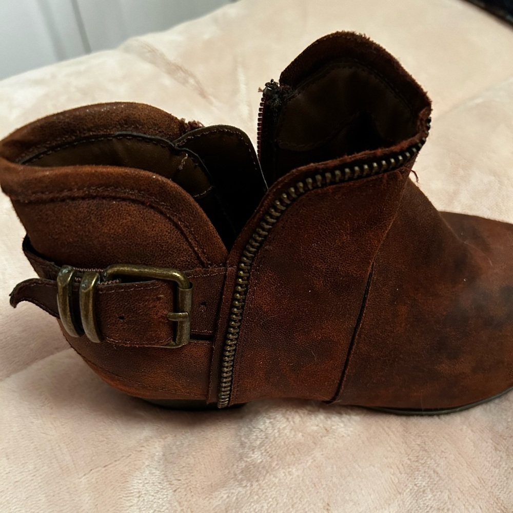 Brown Booties - Picture 4 of 4